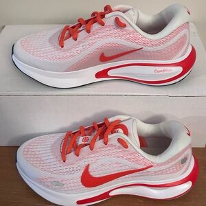 Nike Journey Run Women’s Running Shoes